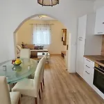 Apartman House Gaspar *