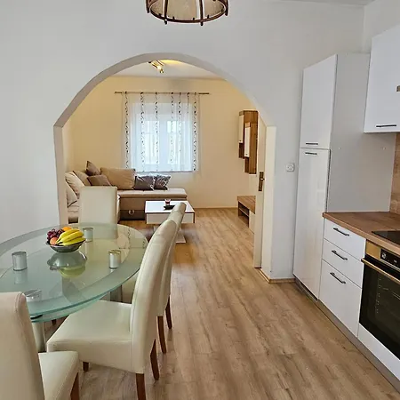 Apartament House Gaspar *